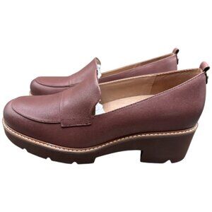 NATURALIZER Darry Lug Sole Loafers - Size 8.5 Wide (NEW IN BOX)